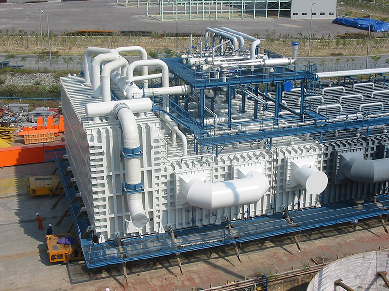 AB Progetti - 3 – staged vacuum system for desalination plant with start-up ejector