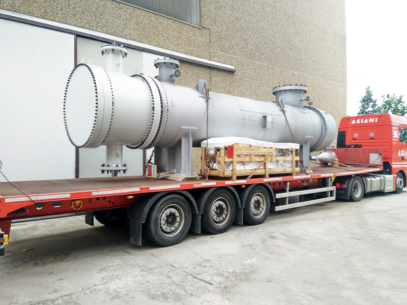 AB Progetti - Condenser AES type for refinery in Egypt