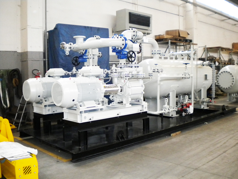 AB Progetti - Separator with pumps of 2-staged vacuum system for refinery with seal liquid cooler, seal liquid separator, Ejector effluent separator, LRP